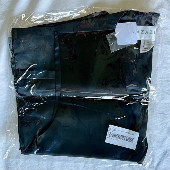 MATTE SATIN VEST BLACK - Picture 4 of 7